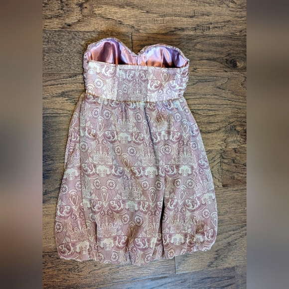 Guess dress, size 1, dessert rose colour with light pattern - Picture 2 of 3